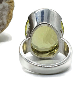 Lemon Quartz Ring, Size 7, Sterling Silver, 20 carats - GemzAustralia 