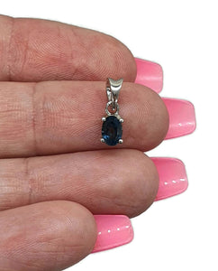 London Blue Topaz Pendant, Sterling Silver, Oval Shaped - GemzAustralia 