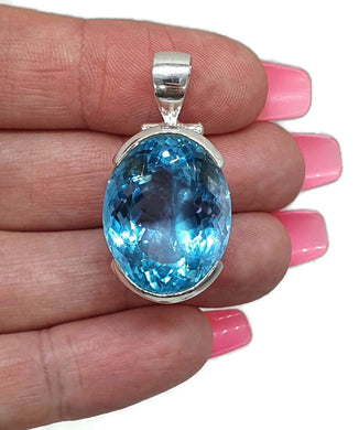 AAA+ Swiss Blue Topaz Pendant, 38 carats, Sterling Silver - GemzAustralia 