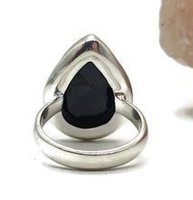 Load image into Gallery viewer, Black Onyx Ring, Size 7, Sterling Silver, Leo Zodiac Stone - GemzAustralia 