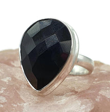 Load image into Gallery viewer, Black Onyx Ring, Size 7, Sterling Silver, Leo Zodiac Stone - GemzAustralia 