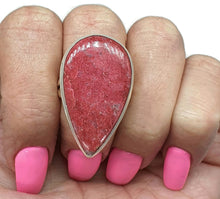 Load image into Gallery viewer, Thulite Ring, size 9, Sterling Silver, Vibrant Pink Gemstone - GemzAustralia 
