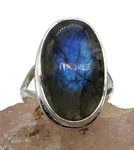 Blue Labradorite Ring, size 8, Oval Shaped, 925 Sterling Silver - GemzAustralia 