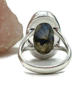 Blue Labradorite Ring, size 8, Oval Shaped, 925 Sterling Silver - GemzAustralia 
