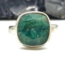 Load image into Gallery viewer, Emerald Ring, Size 7.75, Sterling Silver, Square Shaped, May Birthstone - GemzAustralia 