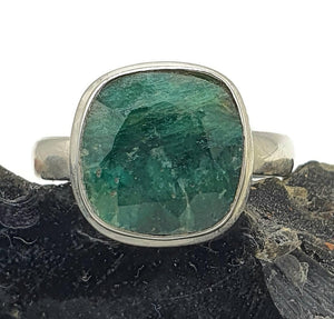 Emerald Ring, Size 7.75, Sterling Silver, Square Shaped, May Birthstone - GemzAustralia 