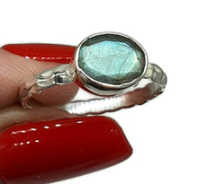 Load image into Gallery viewer, Faceted Labradorite Ring, Size 8.75, Sterling Silver, side set Oval Design - GemzAustralia 