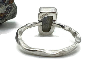 Rough Labradorite Ring, Size 6, 8 or 9, Sterling Silver, Natural Shape - GemzAustralia 