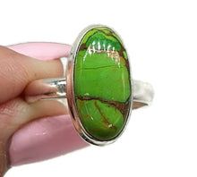 Load image into Gallery viewer, Green Mojave Turquoise Ring, Size 11, Sterling Silver, Oval Shape - GemzAustralia 