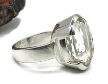 Load image into Gallery viewer, Oval Clear Quartz Ring, Size 7.75, Sterling Silver, 13 carats - GemzAustralia 