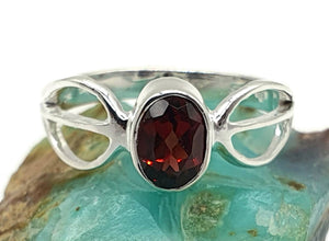 Garnet Ring, Size 8, Sterling Silver, January Birthstone, Oval Facet, Energy Stone - GemzAustralia 