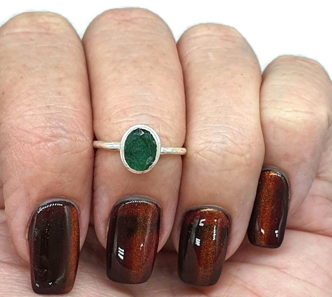 Emerald Ring, size 4.75, Sterling Silver, May Birthstone, Oval Faceted - GemzAustralia 