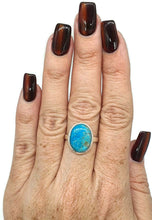 Load image into Gallery viewer, Blue Turquoise Ring, Size 9, Sterling Silver, Oval Shape, Natural - GemzAustralia 