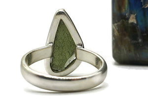 Moldavite Ring, Size 7, Sterling Silver, Forest / Olive green Gem, The Holy Grail Stone - GemzAustralia 