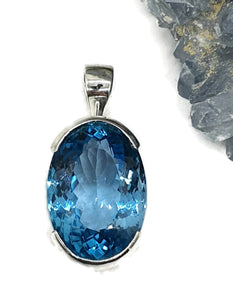 AAA+ Swiss Blue Topaz Pendant, 39 carats, Sterling Silver, Oval Faceted - GemzAustralia 