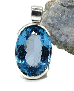 AAA+ Swiss Blue Topaz Pendant, 39 carats, Sterling Silver, Oval Faceted - GemzAustralia 