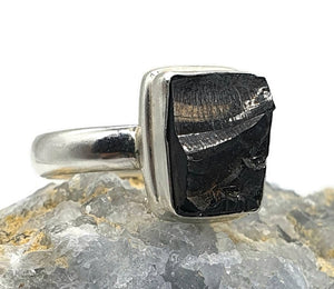 Shungite Ring, Size 7, Sterling Silver, Rectangle Shaped, Black Lustrous Gemstone - GemzAustralia 