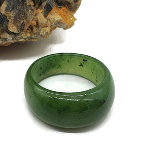 Canadian Jade Ring, Size 9, Deep Green Jade, British Columbia Nephrite Jade - GemzAustralia 