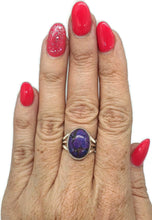 Load image into Gallery viewer, Purple Turquoise Ring, Size 7, Sterling Silver, Oval Shaped, Split Band Ring - GemzAustralia 