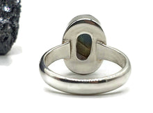 Load image into Gallery viewer, Raw Labradorite Ring, Size 7, Sterling Silver, Oval Shaped, Blue Green Labradorite - GemzAustralia 