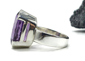 Purple Amethyst Ring, size 8, Sterling Silver, 14 carats, Protection Amulet - GemzAustralia 