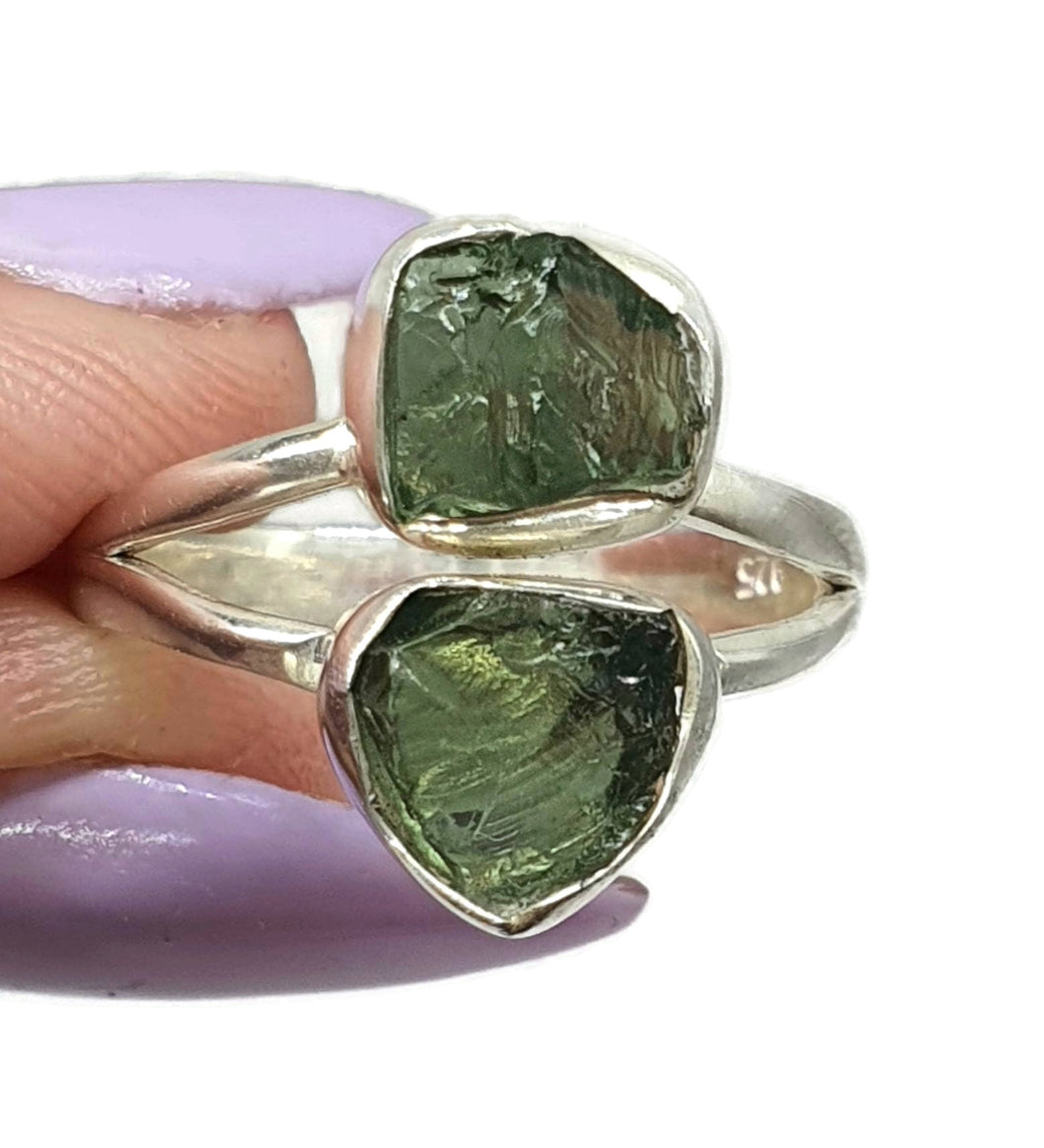 Green Apatite Ring, Size 9, Sterling Silver, Raw Gemstone Ring, Rough Apatite Ring - GemzAustralia 